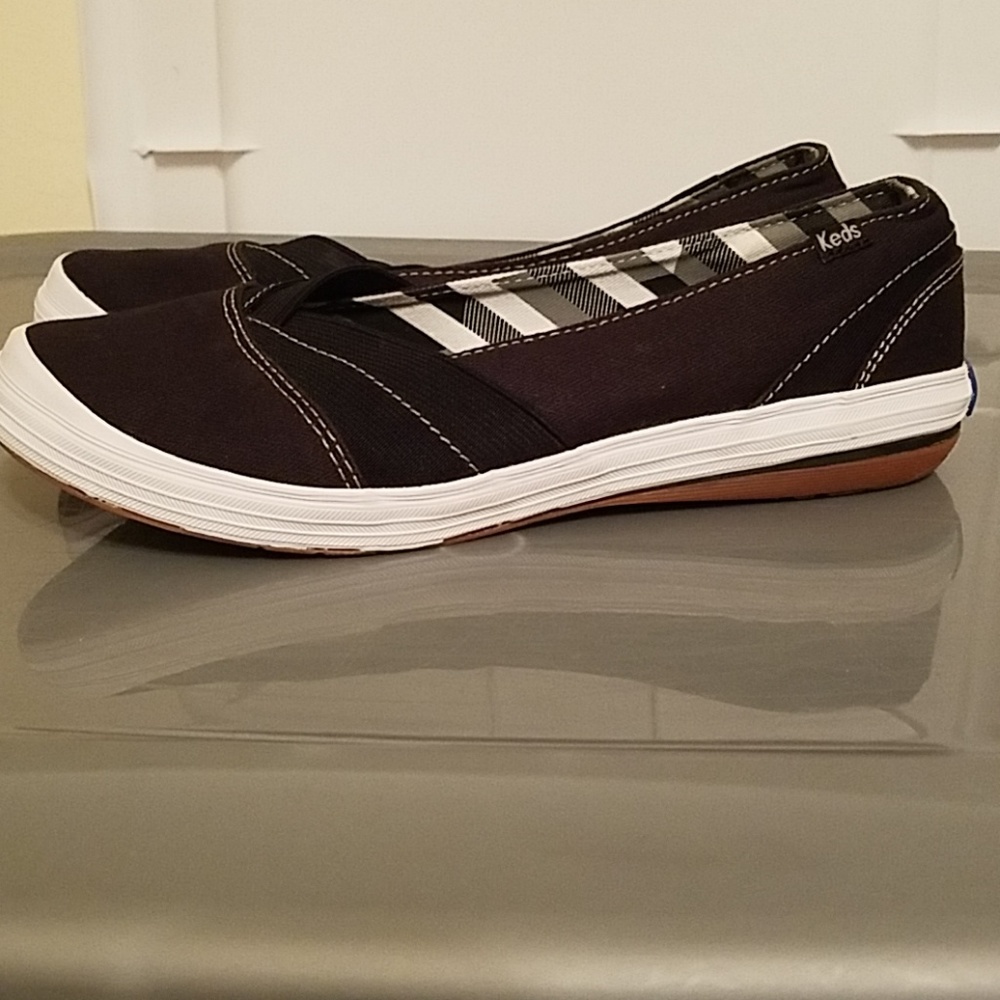 Black Keds
